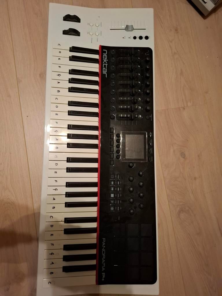 Nektar Panorama P4 MIDI Controller Keyboard, Gebruikt, Ophalen of Verzenden, Midi-aansluiting, 49 toetsen