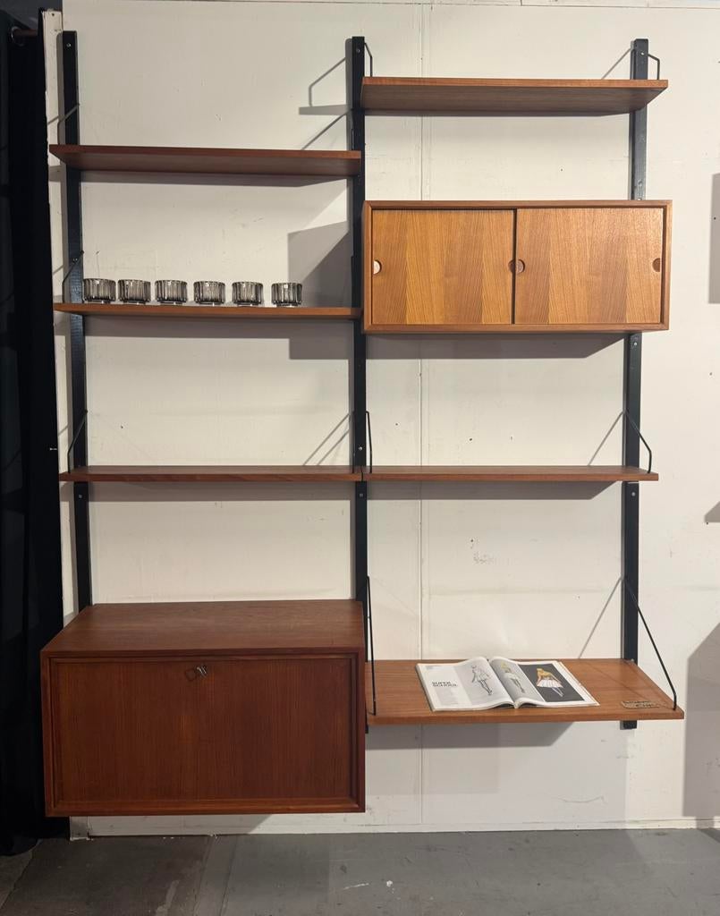 Poul Cadovius by Royal System vintage modulair wandsysteem, Huis en Inrichting, Kasten | Wandmeubels, Gebruikt, Teakhout, Ophalen of Verzenden