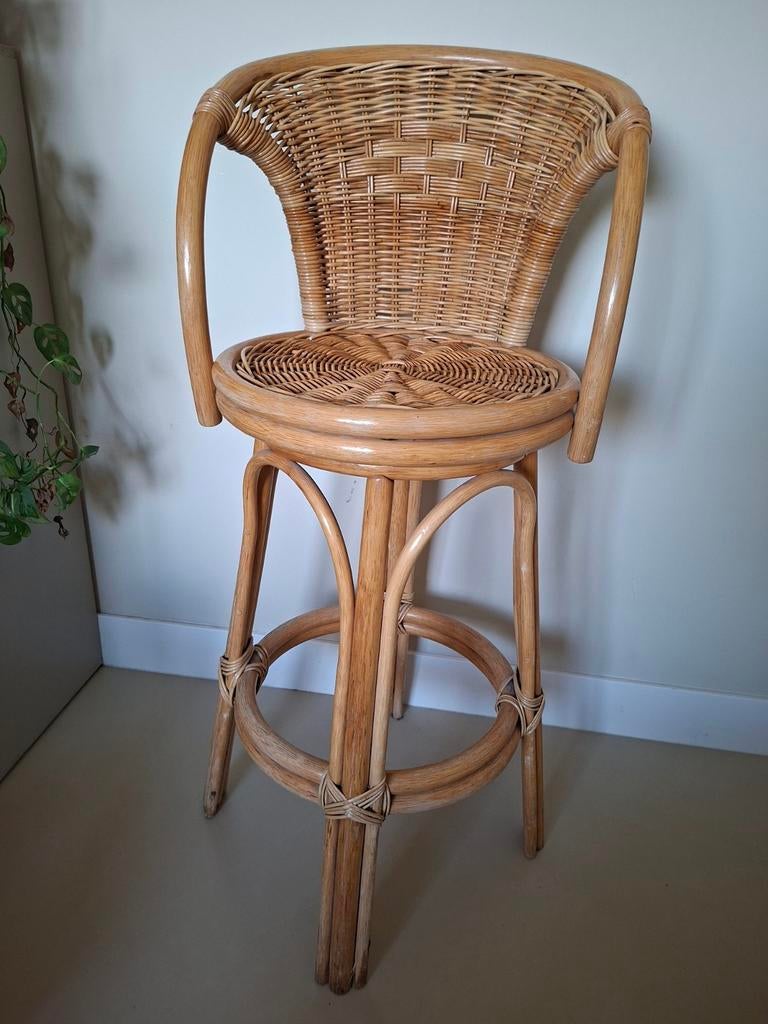 Rotan barkruk met rugleuning, Ophalen, Gebruikt, Riet, 90 cm of meer