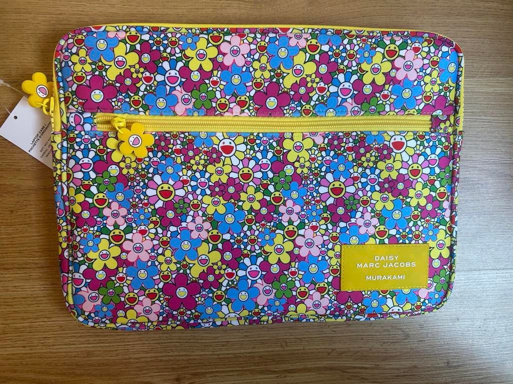 Marc Jacobs x Takashi Murakami Laptophoes Daisy, Ophalen of Verzenden, 13 inch, Nieuw