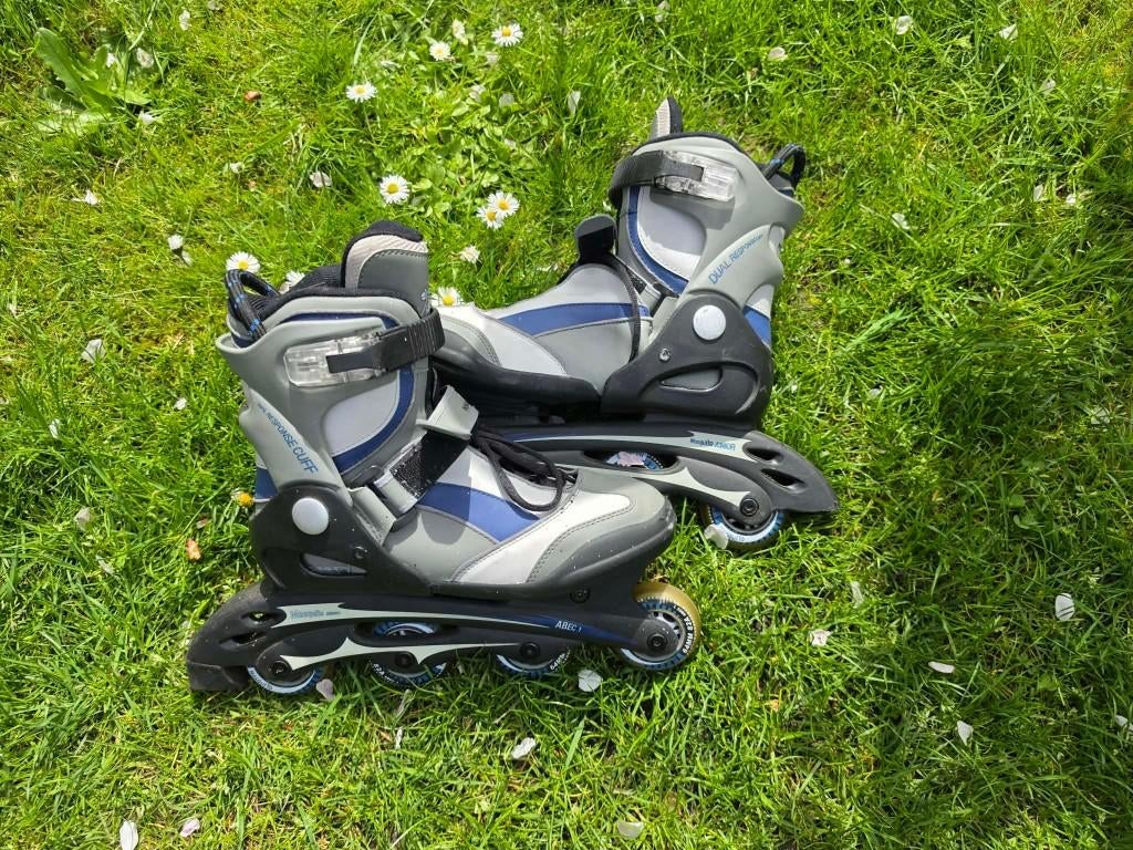 te koop een paar skeelers mt 37/39 voormaar 15,00, Kinderen, Ophalen of Verzenden, Zo goed als nieuw, Inline skates 4 wielen