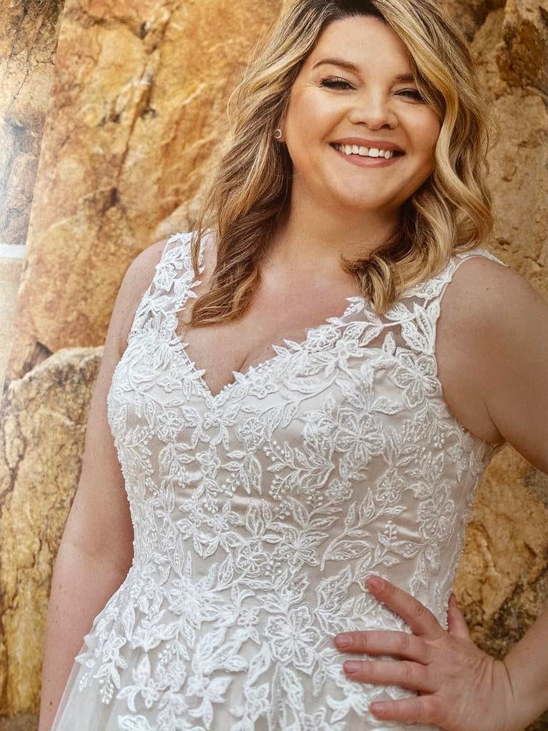 Grote(re) maat 44,46,48,50,52,54,56,58,60 Direct leverbaar, Ophalen, Nieuw, Blauw, Trouwjurk