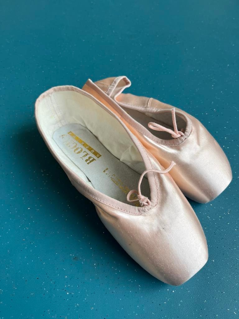 Ballet Bloch Spitzen S131 Serenade maat 35.5 en 36, Ophalen of Verzenden, Nieuw, Schoenen