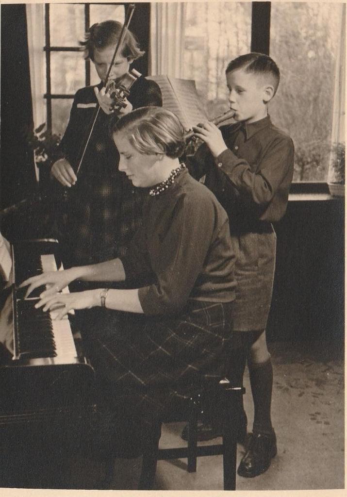 Foto Eska  uit Kampen, Foto, Ophalen of Verzenden, Zo goed als nieuw, 1940 tot 1960