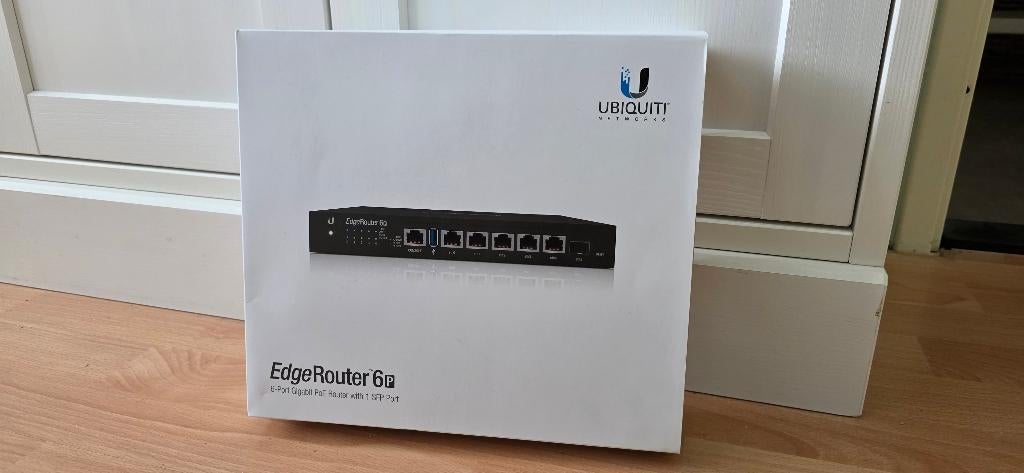 Ubiquiti Edgerouter 6P (ER-6P), Computers en Software, Ophalen of Verzenden, Zo goed als nieuw, Router, Ubiquiti UniFi