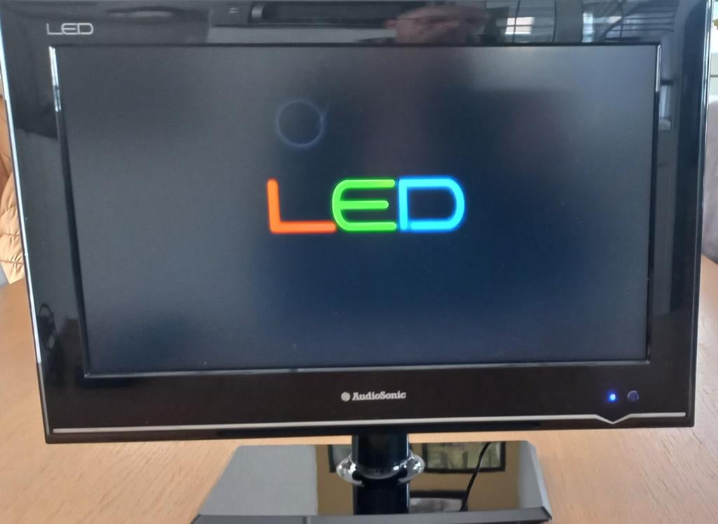 Audiosonic led tv met dvd speler, Ophalen