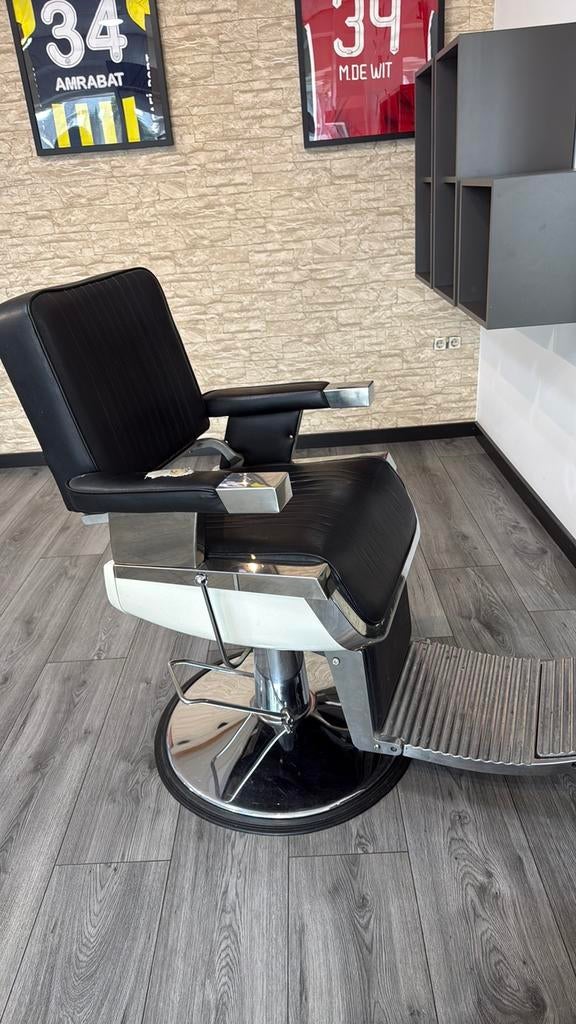 Kappersstoelen te koop, Ophalen of Verzenden, Gebruikt