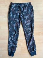 Twee Nike Tech pants | S, Blauw, Ophalen of Verzenden, Gedragen, Algemeen