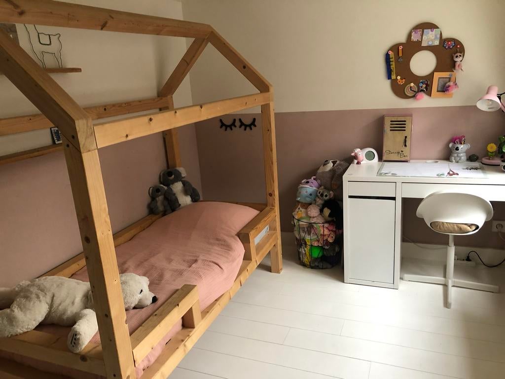 Junior huisjesbed 70x160 met matras en lattenbodem, Kinderen en Baby's, Kinderkamer | Bedden, Gebruikt, 160 tot 180 cm, 70 tot 85 cm