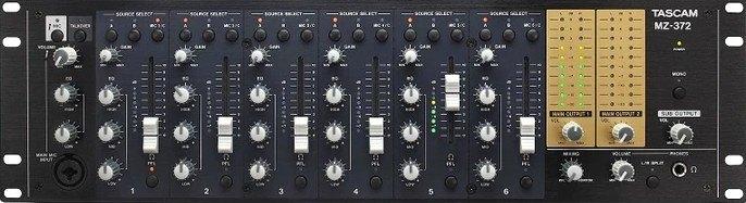 Tascam MZ372, Ophalen of Verzenden, Zo goed als nieuw, 5 tot 10 kanalen, Microfooningang