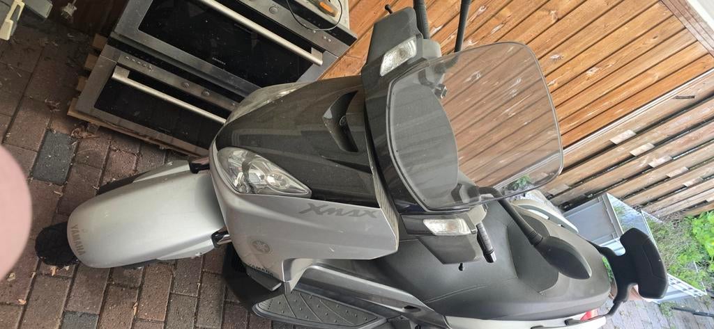 Yamaha Xmax 250cc yp 250R 2010 - Top 130km/u, Fietsen en Brommers, Ophalen
