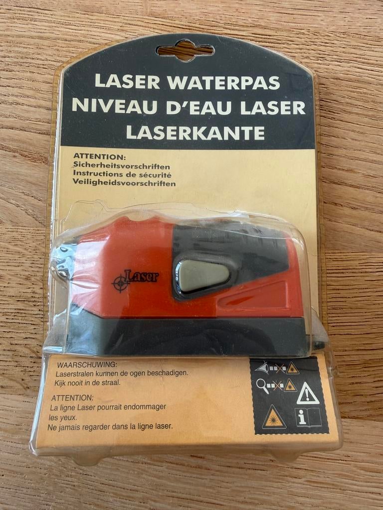 Laser waterpas, Doe-het-zelf en Verbouw, Ophalen of Verzenden, Nieuw, Overige meters