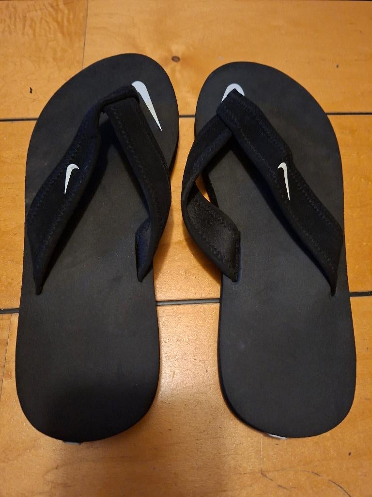 Nike slippers maat 39/40, Maat XS of kleiner, Ophalen of Verzenden, Nieuw, Schoenen