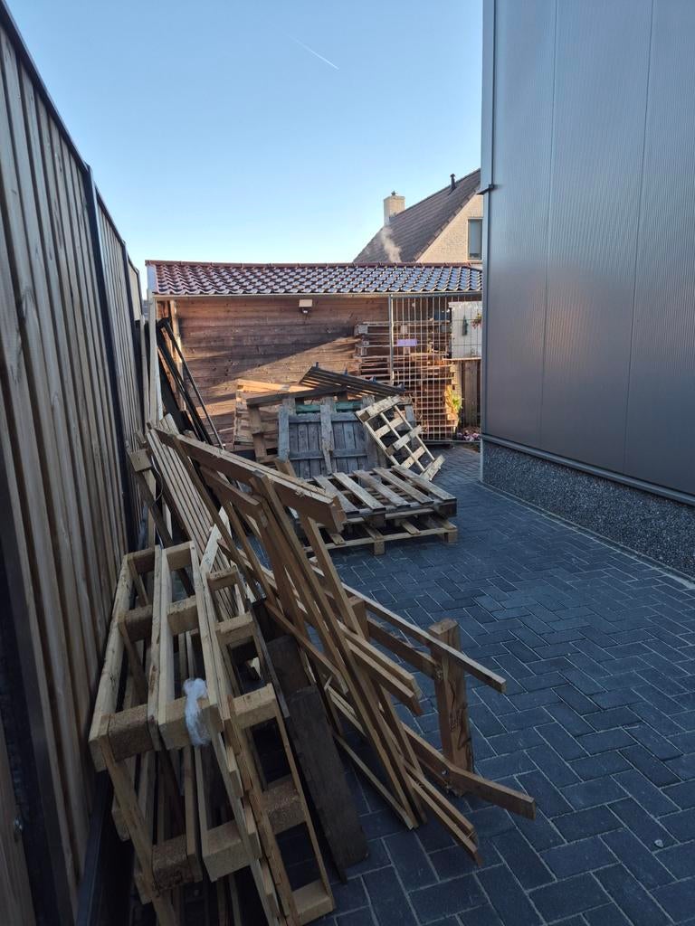 Pallets , haardhout, Minder dan 3 m³, Ophalen