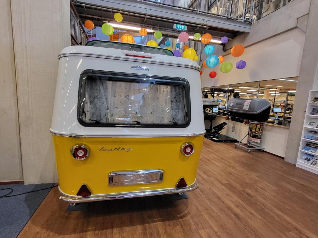 Eriba Touring 430; €3.000 korting+Enduro mover voor, Caravans en Kamperen, Standaardzit, Bedrijf, Tot en met 3, Eriba