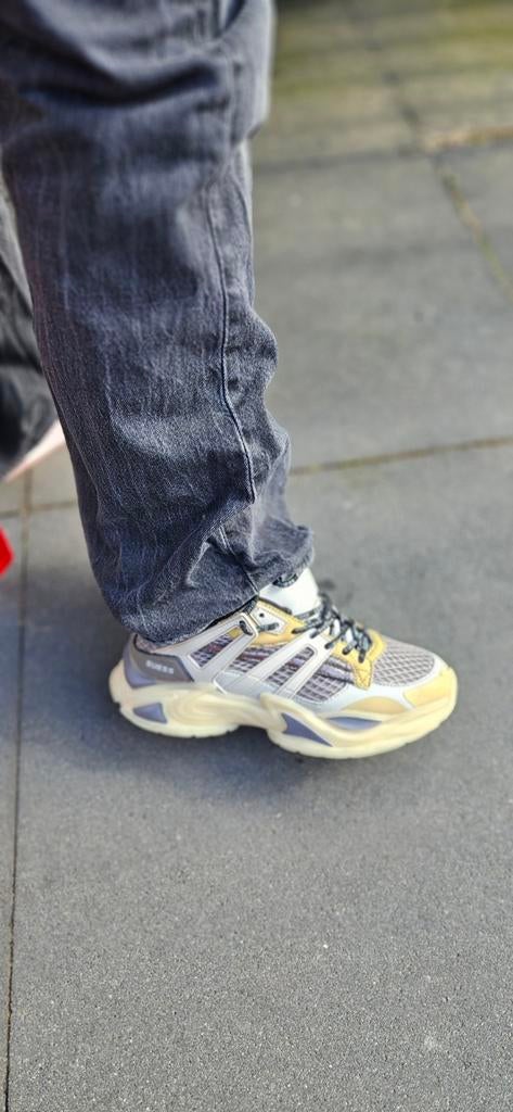 GUESS Belluna sneakers - Chunky look - Maat 38, Kleding | Dames, Schoenen, Ophalen of Verzenden