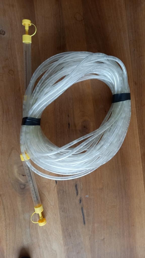 Waterslang waterpas 25 meter - Zo goed als nieuw, Ophalen of Verzenden, Zo goed als nieuw