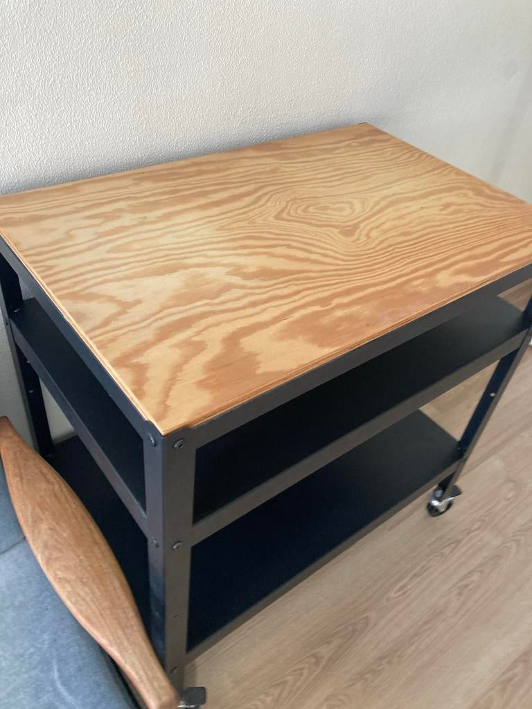 IKEA Bror Roltafel, Huis en Inrichting, 50 tot 100 cm, Zo goed als nieuw, Industrieel, Rechthoekig