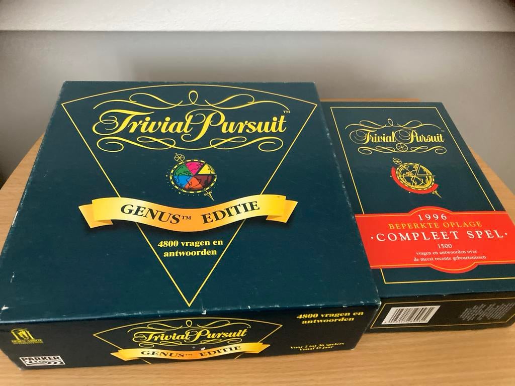 Trivial Pursuit Genus Editie en extra vragen (1500)., Hobby en Vrije tijd, Drie of vier spelers, Ophalen of Verzenden, Zo goed als nieuw