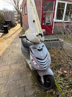 Zip 4t geel kenteken, Fietsen en Brommers, Ophalen of Verzenden, Zo goed als nieuw, Benzine, Zip