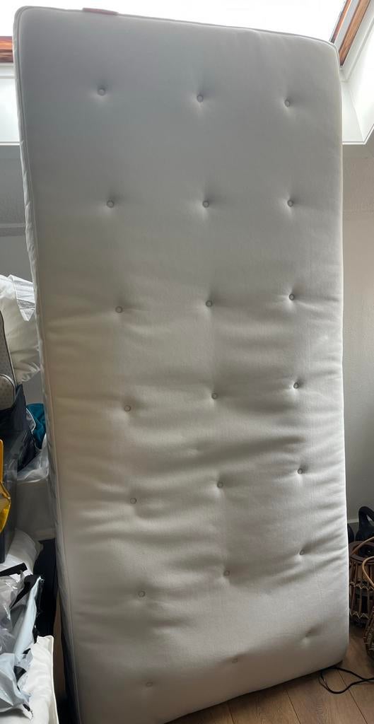 Twee matrassen IKEA Hyllestad stevig 90x200cm zgan, Huis en Inrichting, Slaapkamer | Matrassen en Bedbodems, Ophalen, 90 cm, Eenpersoons