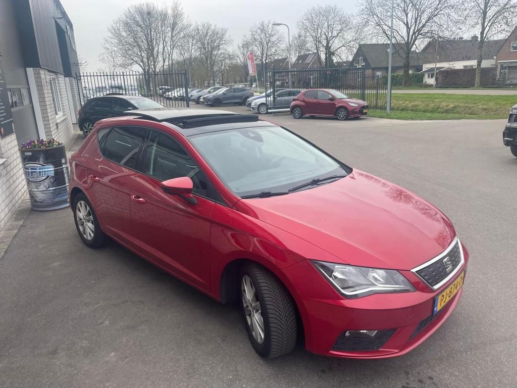 Seat LEON 1.0 ECO TSI STYLE Business Intense Automaat! Pano, Leon, Origineel Nederlands, 1125 kg, 999 cc