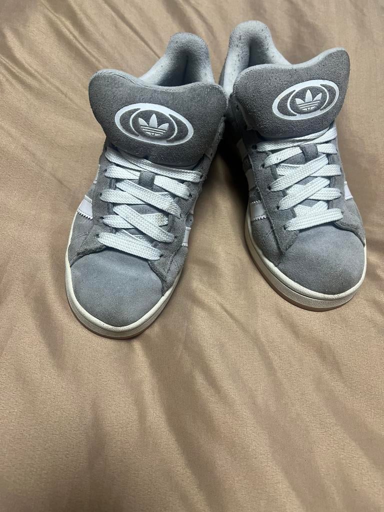 Dames sneakers adidas, Ophalen of Verzenden, Grijs, Sneakers of Gympen, Zo goed als nieuw