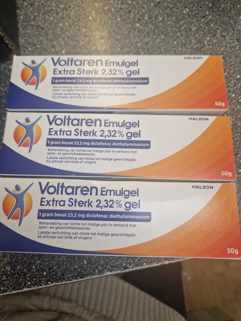 Voltaren Emulgel Extra Sterk 2,32% Gel - 3x50g, Ophalen of Verzenden, Nieuw, Gehele gezicht, Verzorging