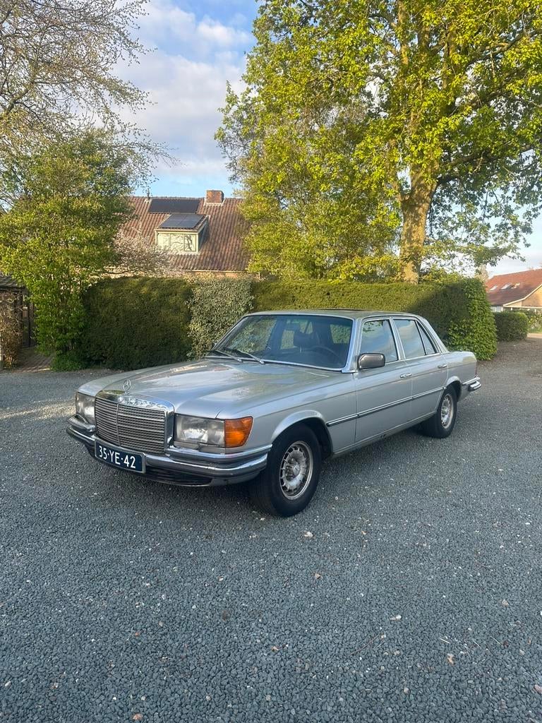 Mercedes-Benz 280s W116 1973 Grijs belastingvrij oldtimer, Auto's, Mercedes-Benz, 65 pk, Particulier, 2376 cc, Sedan