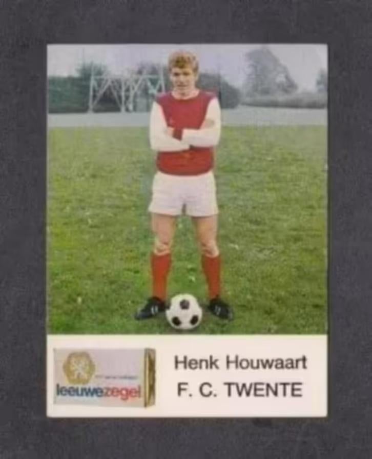 Voetbalplaatje FC Twente Henk Houwaart Reclame Leeuwezegel., Ophalen of Verzenden, 1960 tot 1980, Ongelopen, Sport en Spel