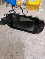 PSP 1001 , met laadkabel en spel God of war, Spelcomputers en Games, Spelcomputers | Sony PSP, Ophalen of Verzenden, Gebruikt