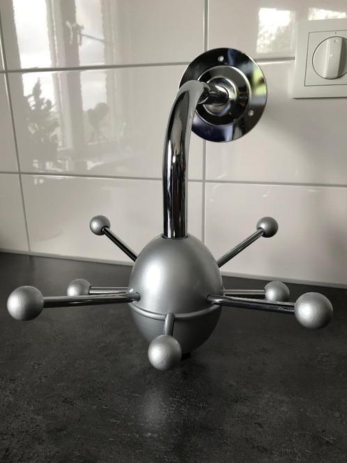 Ikea Space Age kapstok chroom grijs Vintage 80's Spoetnik, Huis en Inrichting, Woonaccessoires | Kapstokken, Gebruikt, Wandkapstok