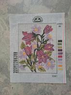 Borduurwerk-stramien "Klokjes"(paars), Hobby en Vrije tijd, Ophalen of Verzenden, Nieuw, Handborduren, Onderdeel of Toebehoren