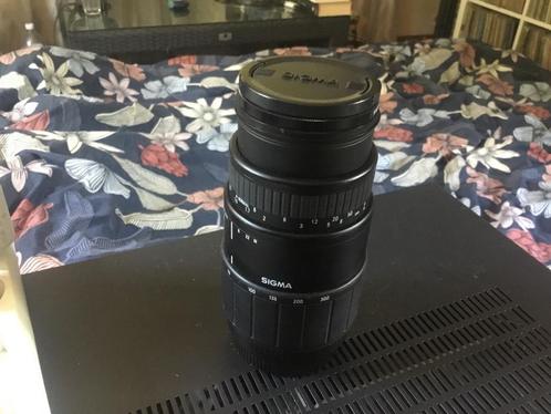 Sigma 70-300mm 1:4-5.6 DLMACRO, Audio, Tv en Foto, Fotografie | Lenzen en Objectieven, Gebruikt, Ophalen of Verzenden