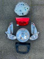 Vespa LX knipperlichten / kop/achterlamp / KM Teller, Fietsen en Brommers, Brommeronderdelen | Scooters, Ophalen of Verzenden