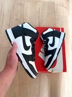 Nike Dunk High Panda Black White (EU 42,5 & 43), Kleding | Heren, Schoenen, Zwart, Nike, Nieuw, Ophalen of Verzenden