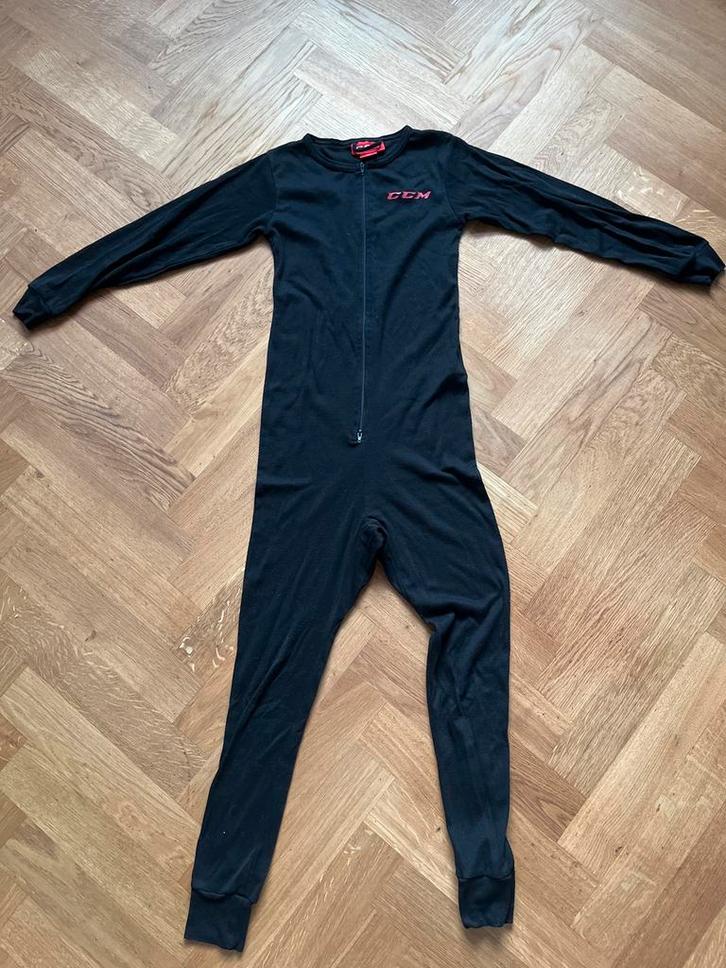 CCM thermopak zwart Maat 140, Sport en Fitness, IJshockey, Zo goed als nieuw, Kleding, Ophalen of Verzenden