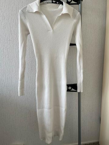 ZGAN Witte Jurk/Trui met Kraag - Maat S beschikbaar voor biedingen