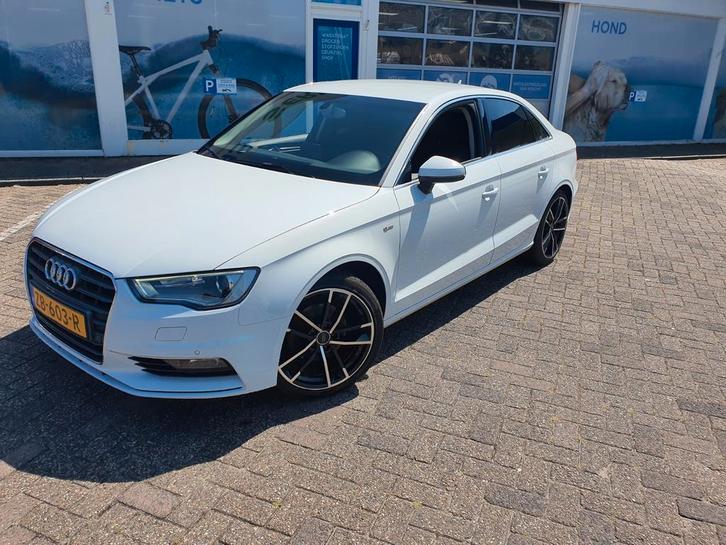 Audi a3 limousine 1.4 bouwjaar 2013, Auto's, Audi, Particulier, Ophalen