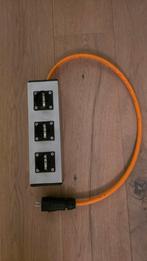 Stekkerblok met 3 stopcontacten, aluminium behuizing, Ophalen of Verzenden, Gebruikt, Overige kabels