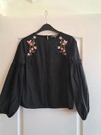 Zwarte dames blouse met bloemen & ballonmouwen – maat S (36), Ophalen of Verzenden, Zo goed als nieuw, Maat 36 (S), Zwart