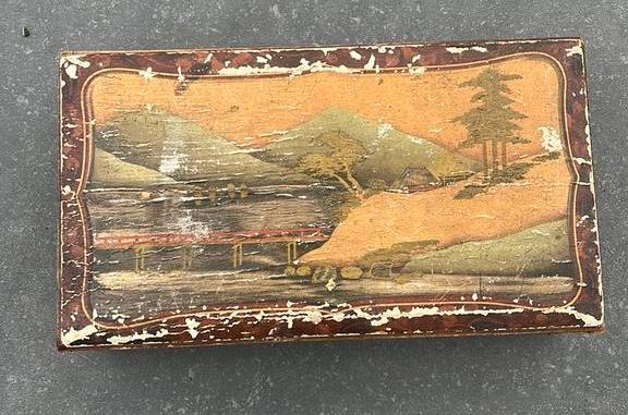 Te koop. Oude scheerdoos, Ophalen