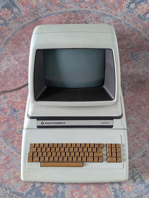 Commodore 8296 – Professionele Retrocomputer – Zeldzaam!, Computers en Software, Vintage Computers, Ophalen