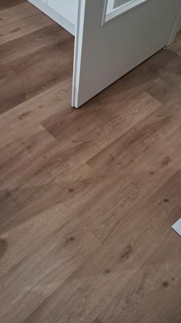 Pvc vloer met ondervloer +-55m2 op te halen in grootebroek  beschikbaar voor biedingen
