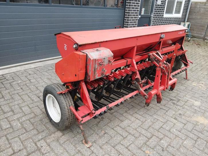 Saxonia A201 Zaaimachine 3 meter breed, Zakelijke goederen, Agrarisch | Werktuigen, Overige, Zaaien, Planten of Poten