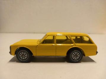 SIKU Ford Granada Tourier geel 3INCH beschikbaar voor biedingen