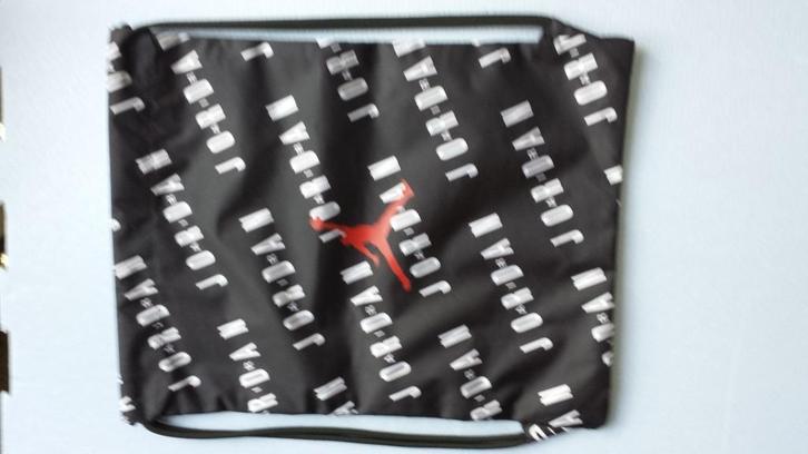 air jordan sport rugzak 35cm x 45xm nieuw koord gym nike ltd, Sieraden, Tassen en Uiterlijk, Tassen | Rugtassen, Zo goed als nieuw