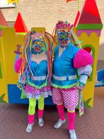 Leuke kleurrijke carnavalspakken loopgroep, Ophalen, Gebruikt