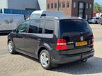 Volkswagen Touran 1.6 Trendline Airco | Cruise | Trekhaak |, Stof, 4 cilinders, Startonderbreker, Zwart