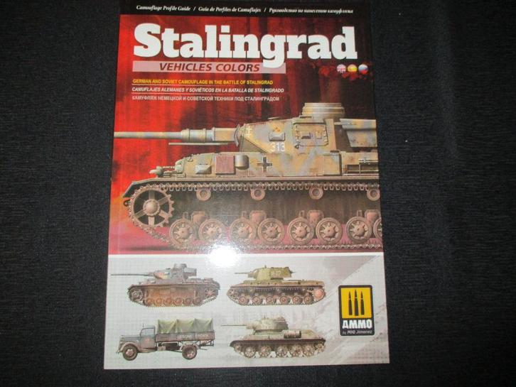 D-392,BOEK,AMMO of Mig Jimenez 6146 Stalingrad Vehicles Colo, Hobby en Vrije tijd, Modelbouw | Overige, Gebruikt, 1:32 tot 1:50